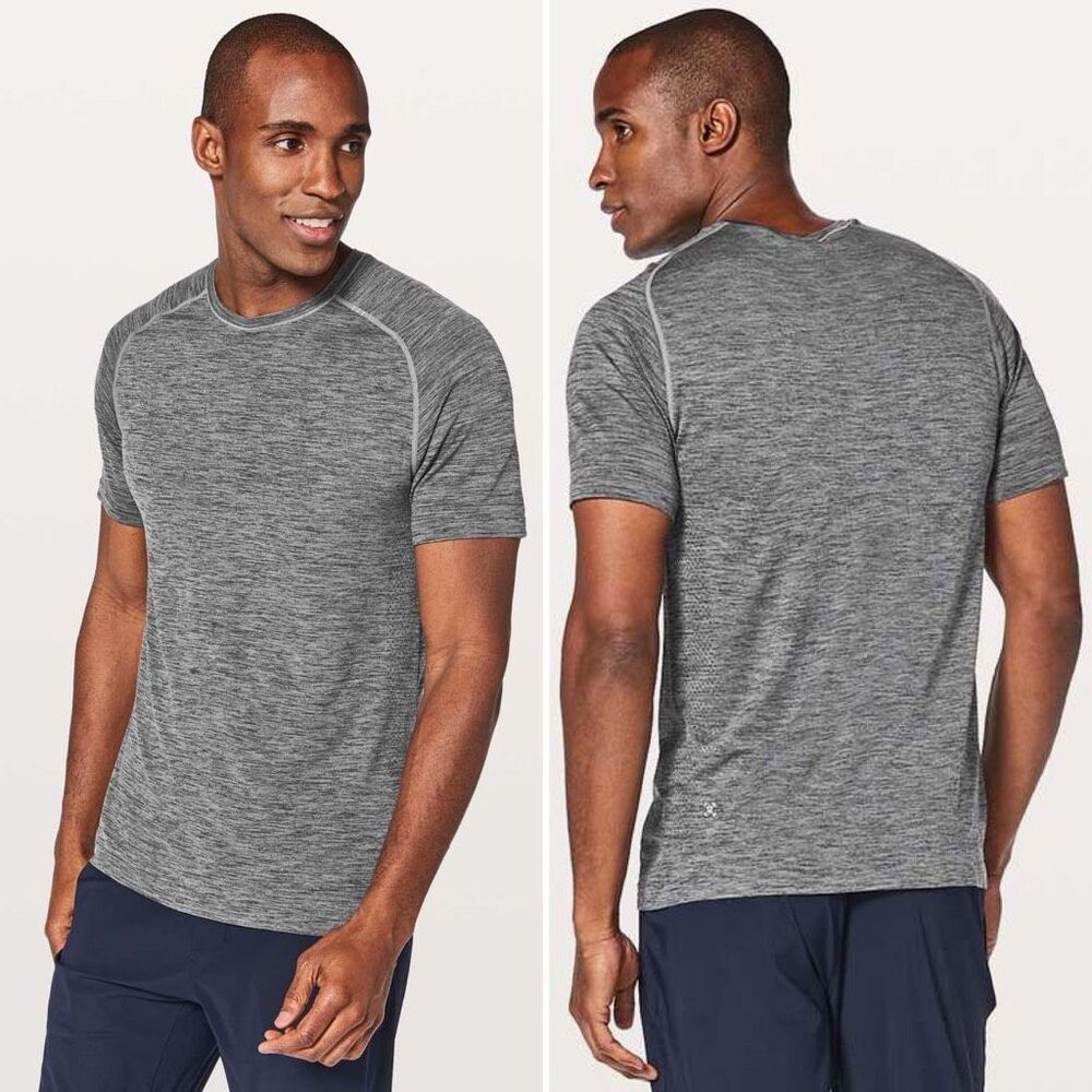 Lululemon Metal Vent Tech Surge Short Sleeve in Black / Anchor Size M